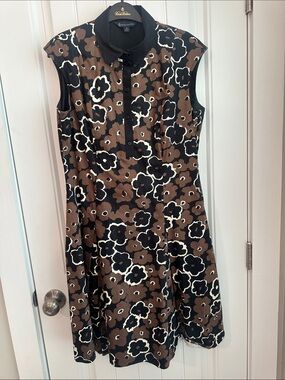 Brooks Brothers Black Collar Floral Dress with Brown Accents